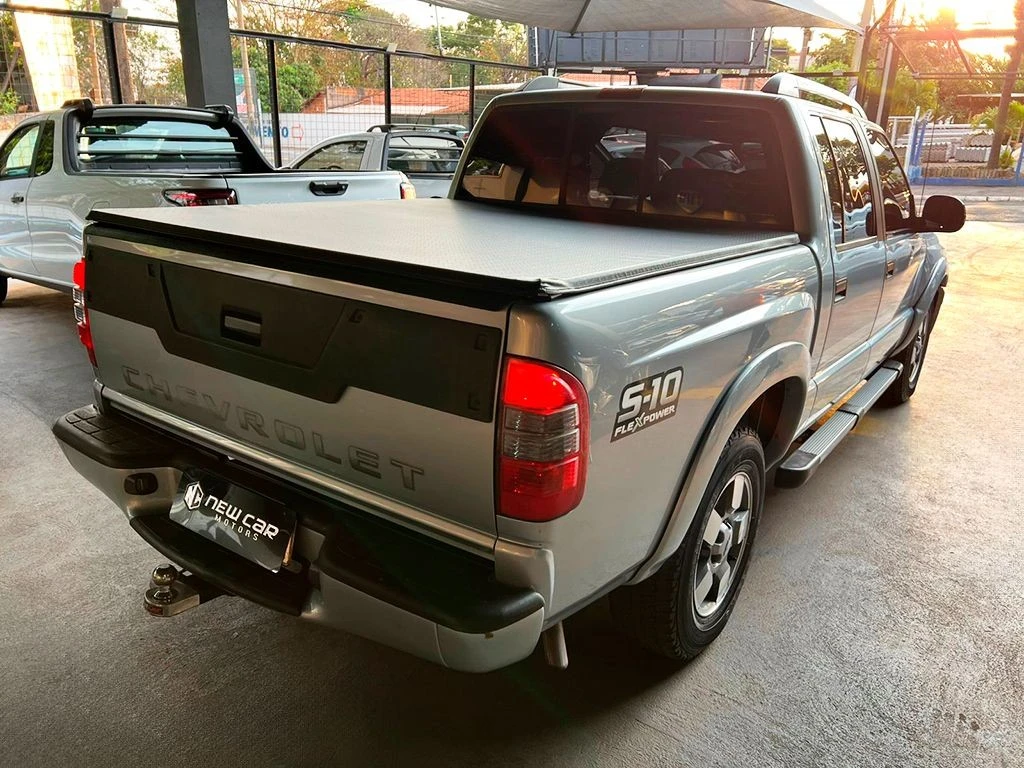 CHEVROLET S10