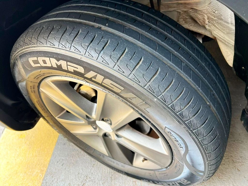VOLKSWAGEN CROSSFOX