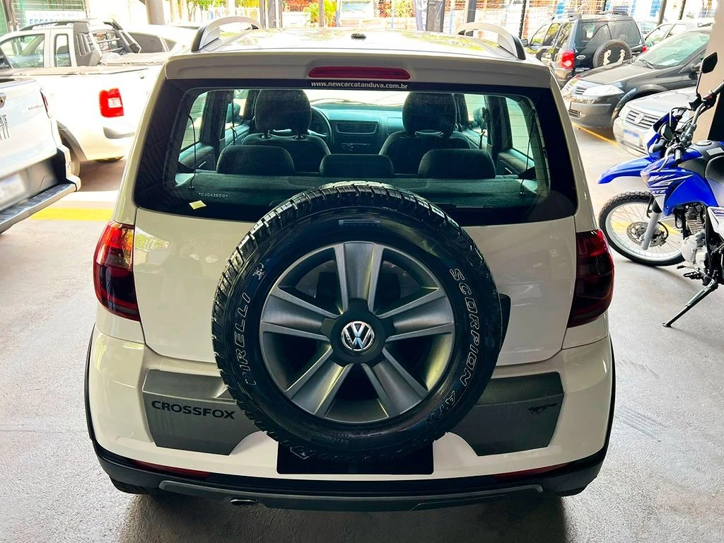 VOLKSWAGEN CROSSFOX