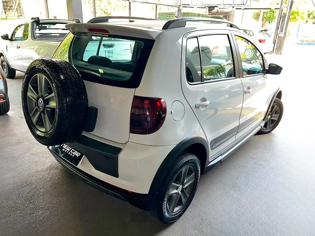 VOLKSWAGEN CROSSFOX