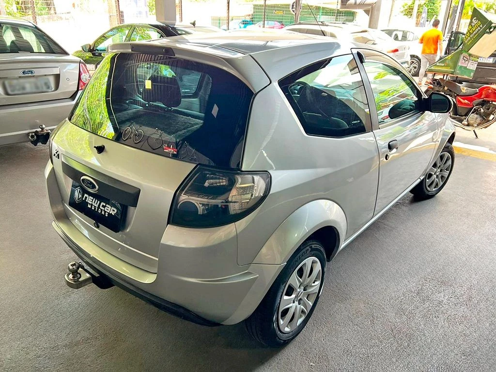 FORD KA