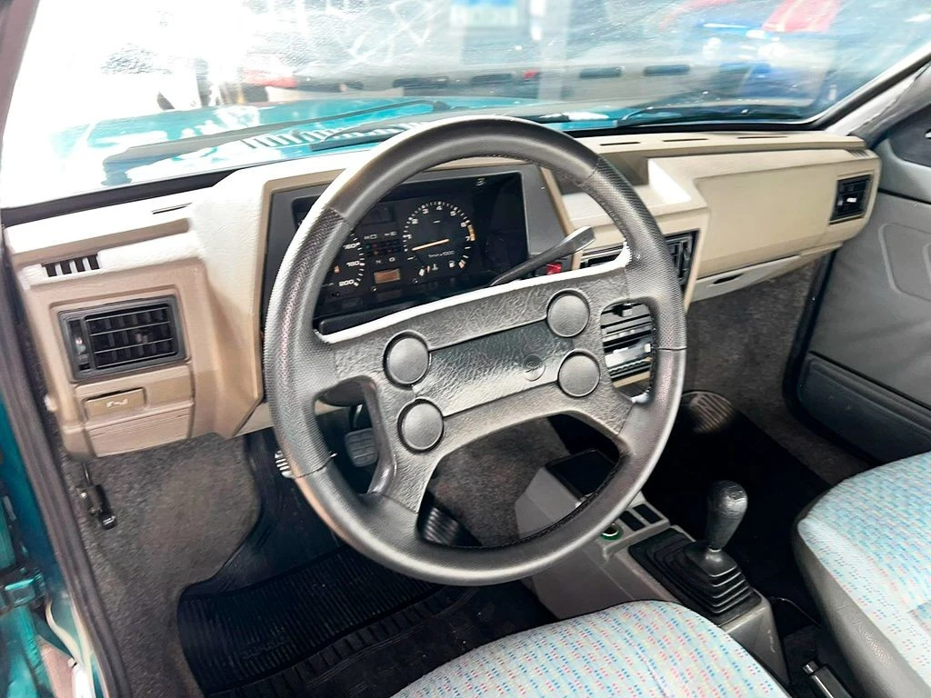 VOLKSWAGEN GOL