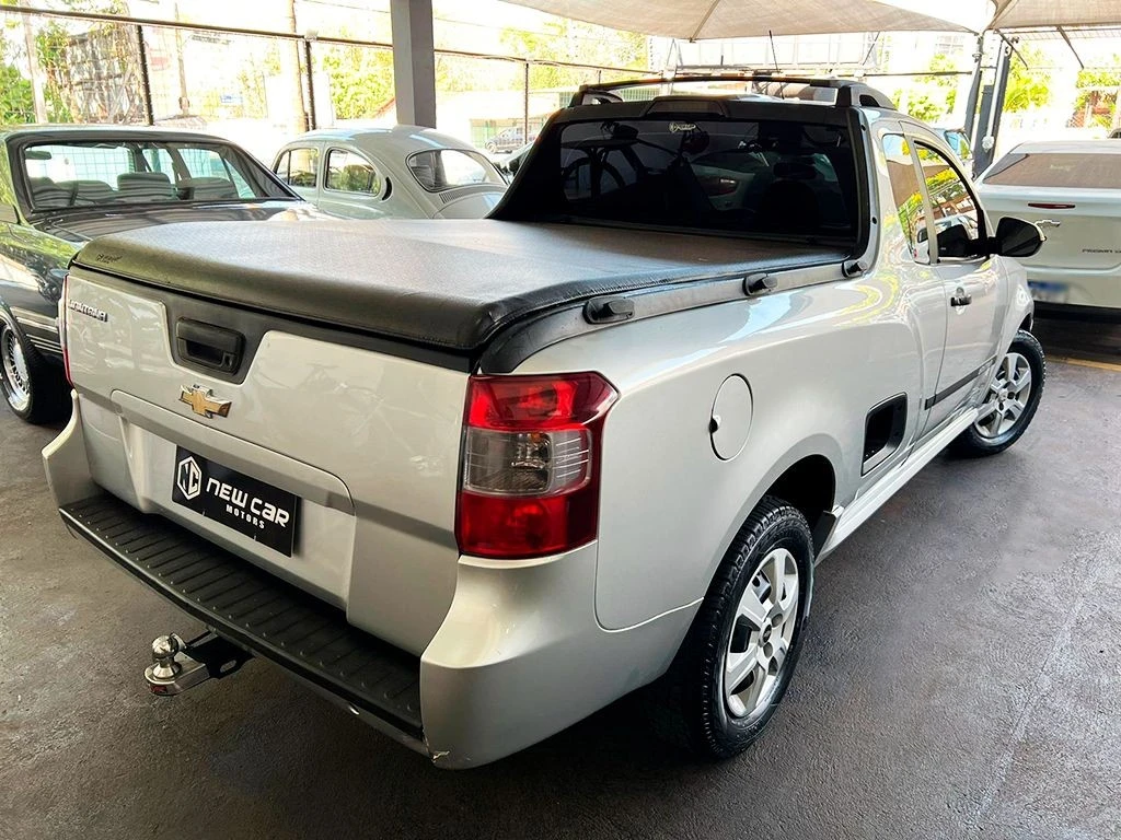 CHEVROLET MONTANA