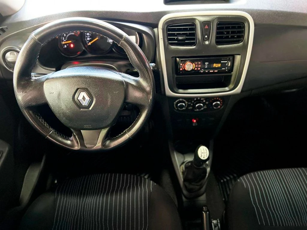RENAULT LOGAN