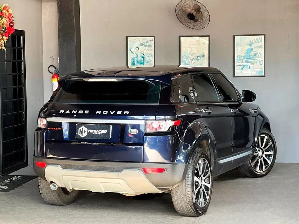 LAND ROVER RANGE ROVER EVOQUE