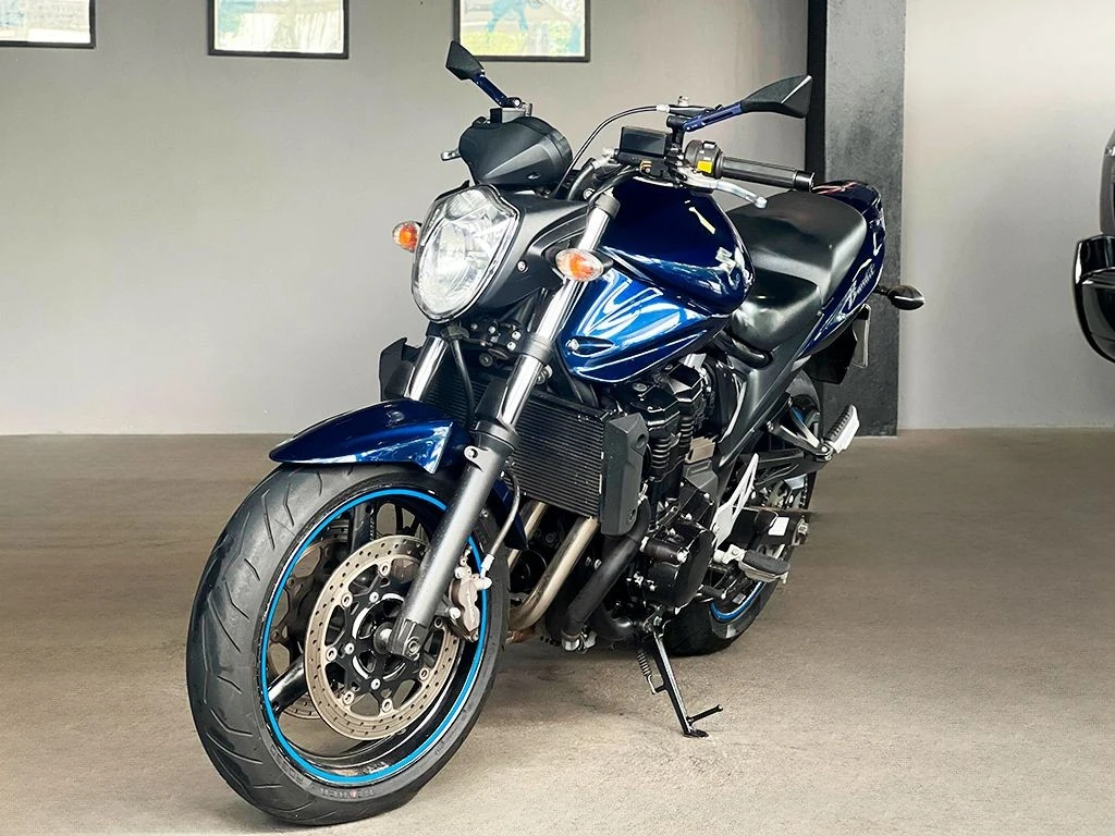 SUZUKI BANDIT 650