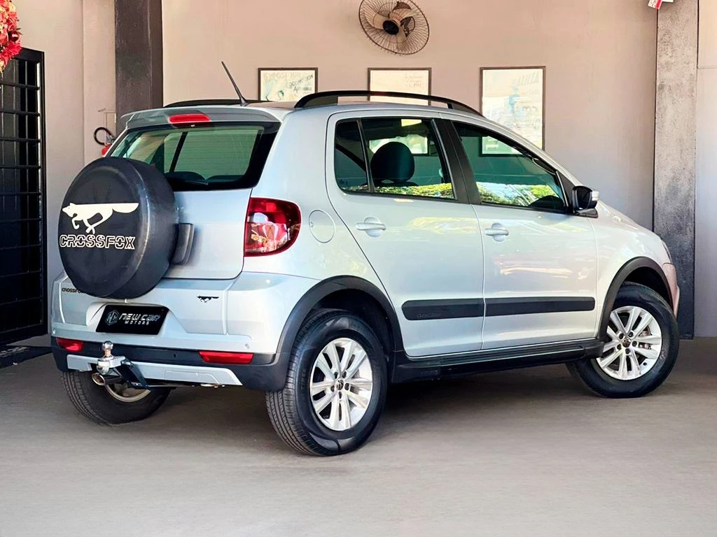 VOLKSWAGEN CROSSFOX