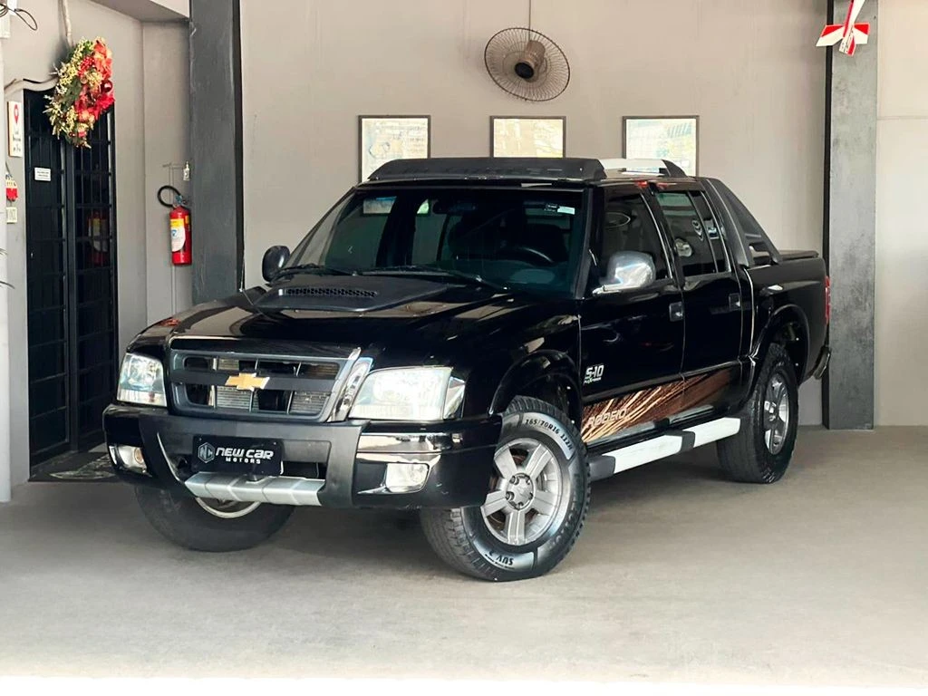 CHEVROLET S10