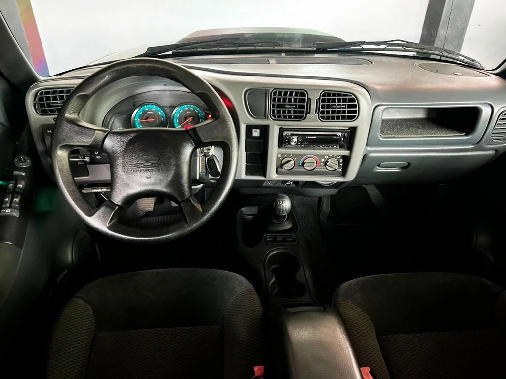 CHEVROLET S10