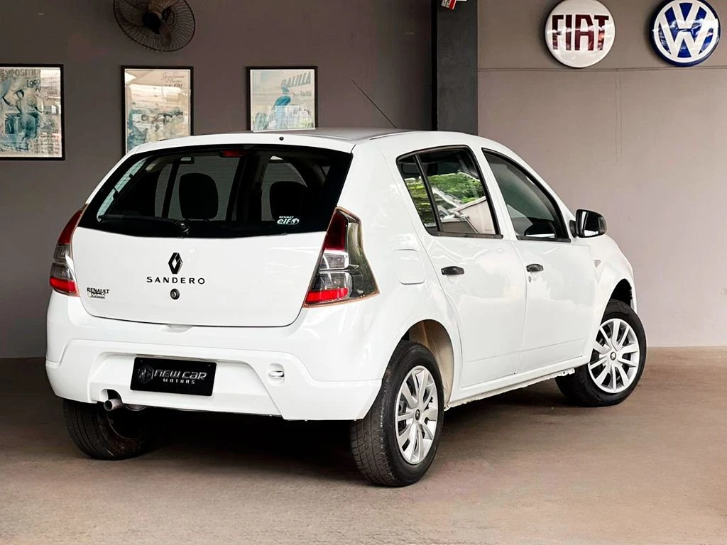 RENAULT SANDERO