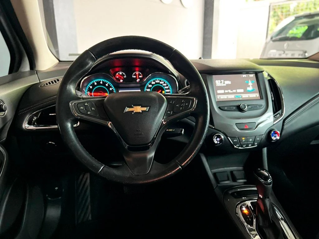 CHEVROLET CRUZE