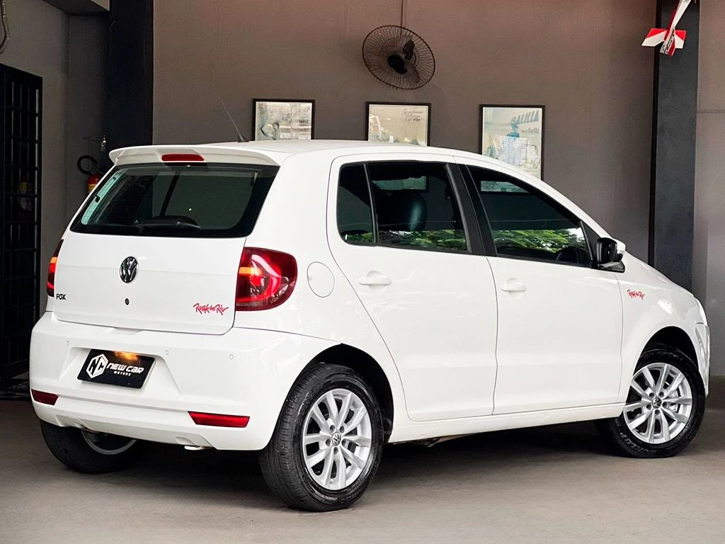 VOLKSWAGEN FOX