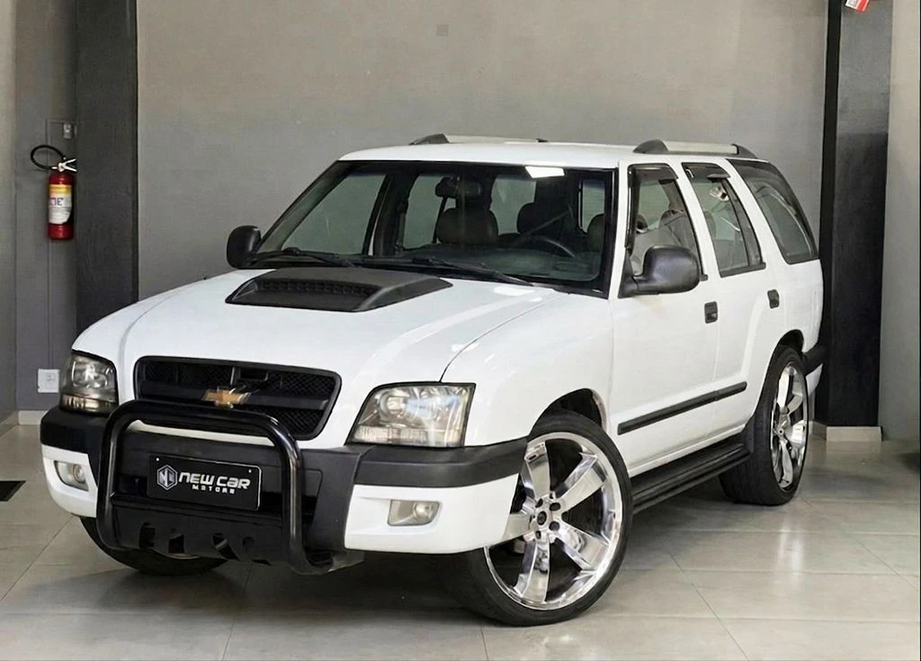 CHEVROLET BLAZER