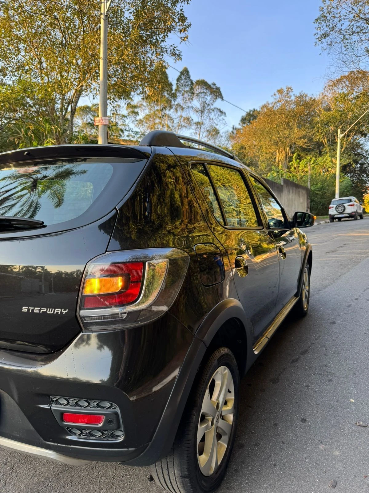 RENAULT SANDERO