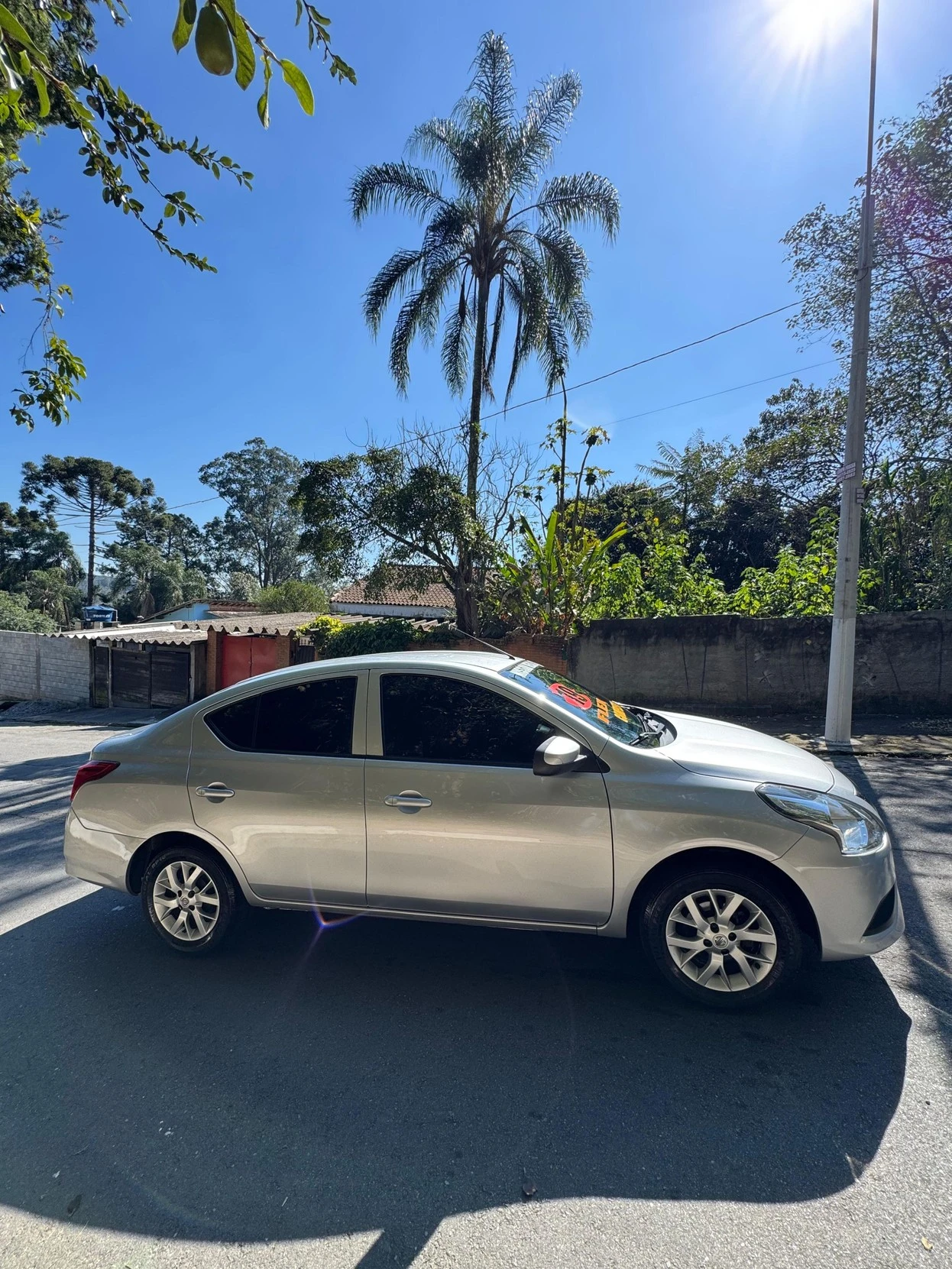 NISSAN VERSA
