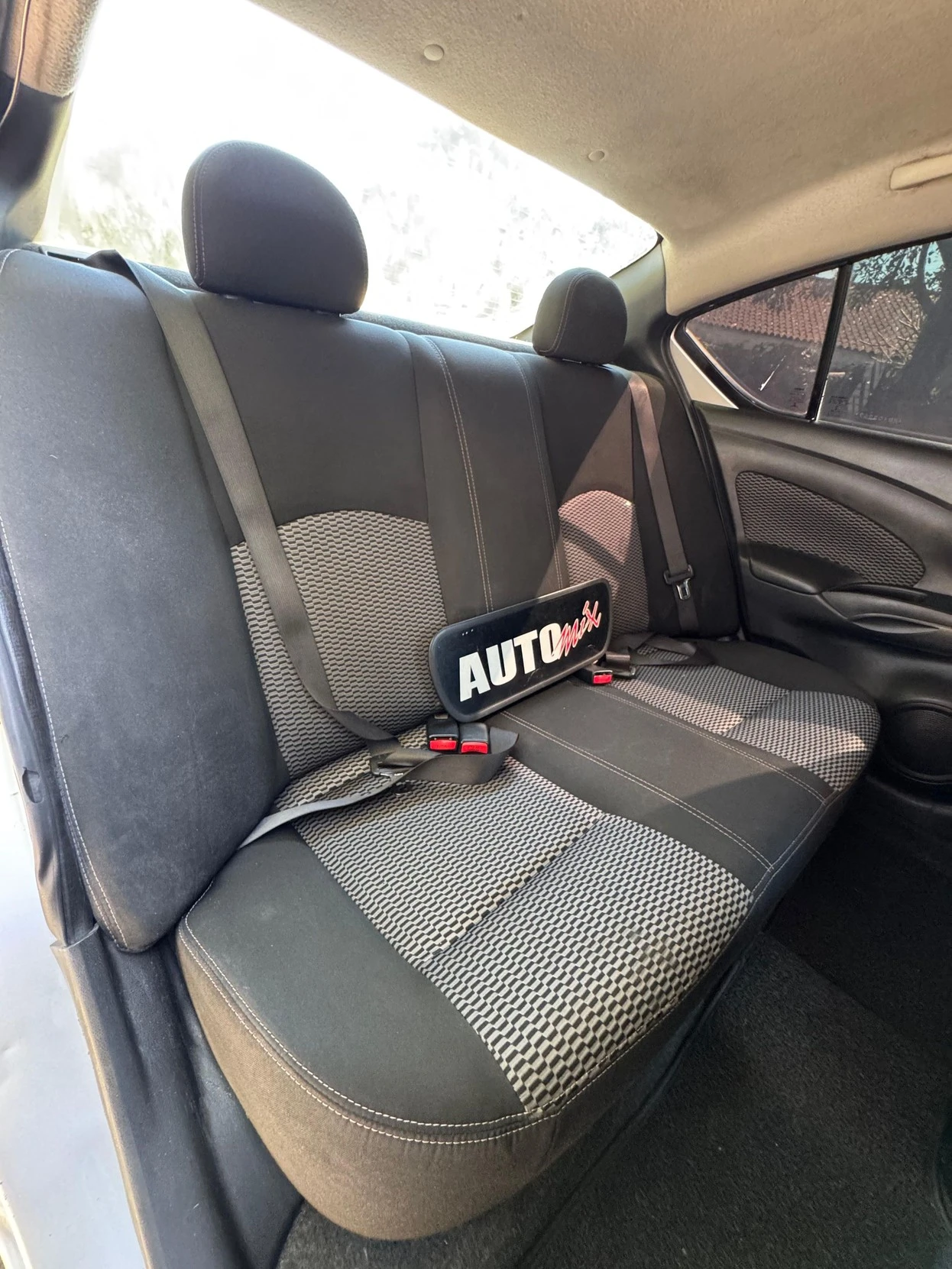 NISSAN VERSA