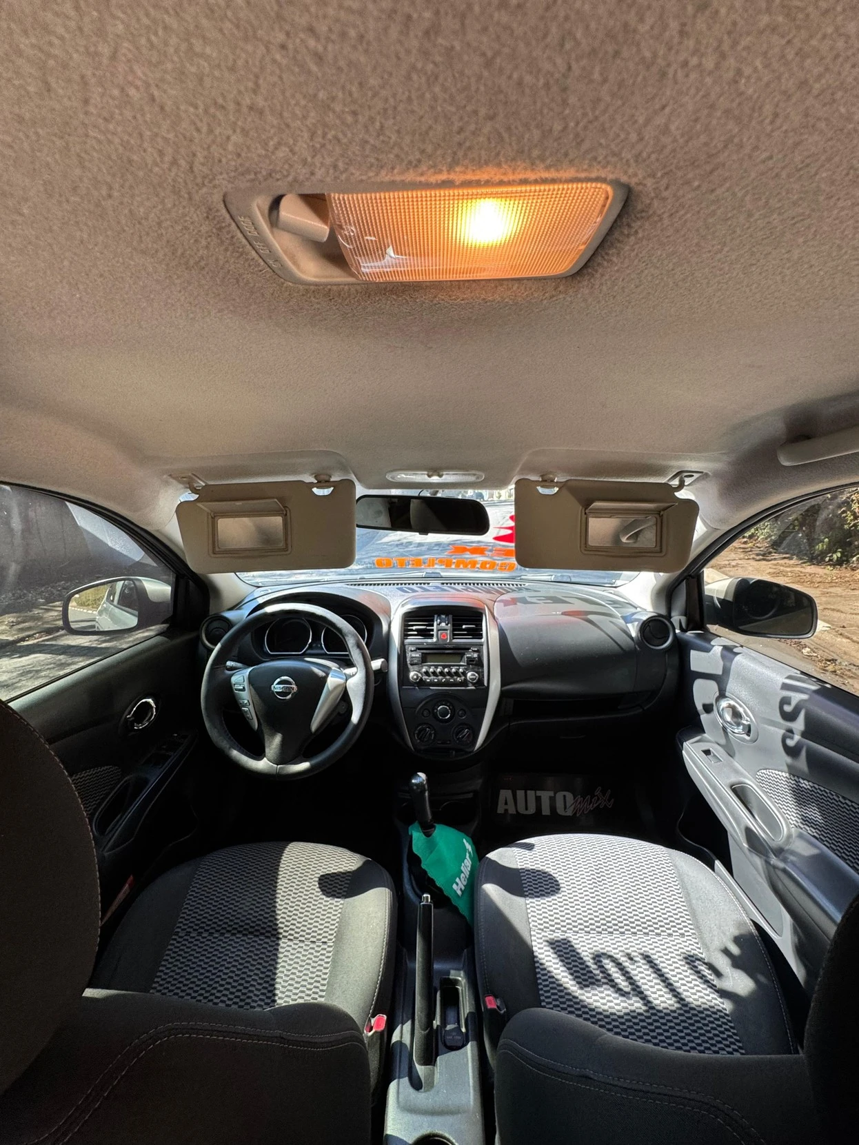 NISSAN VERSA