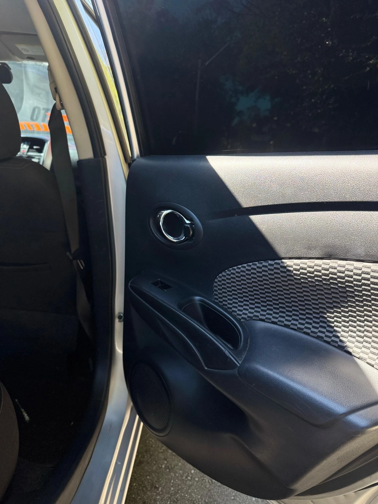 NISSAN VERSA