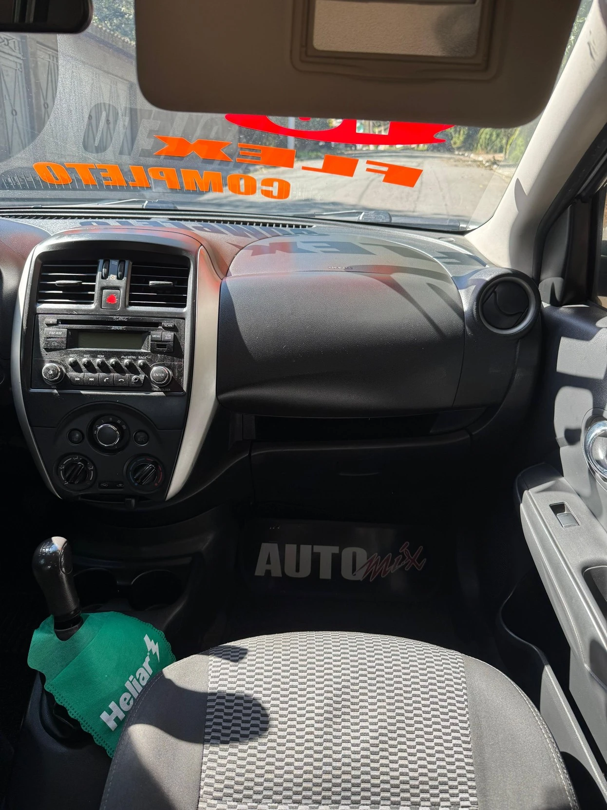 NISSAN VERSA
