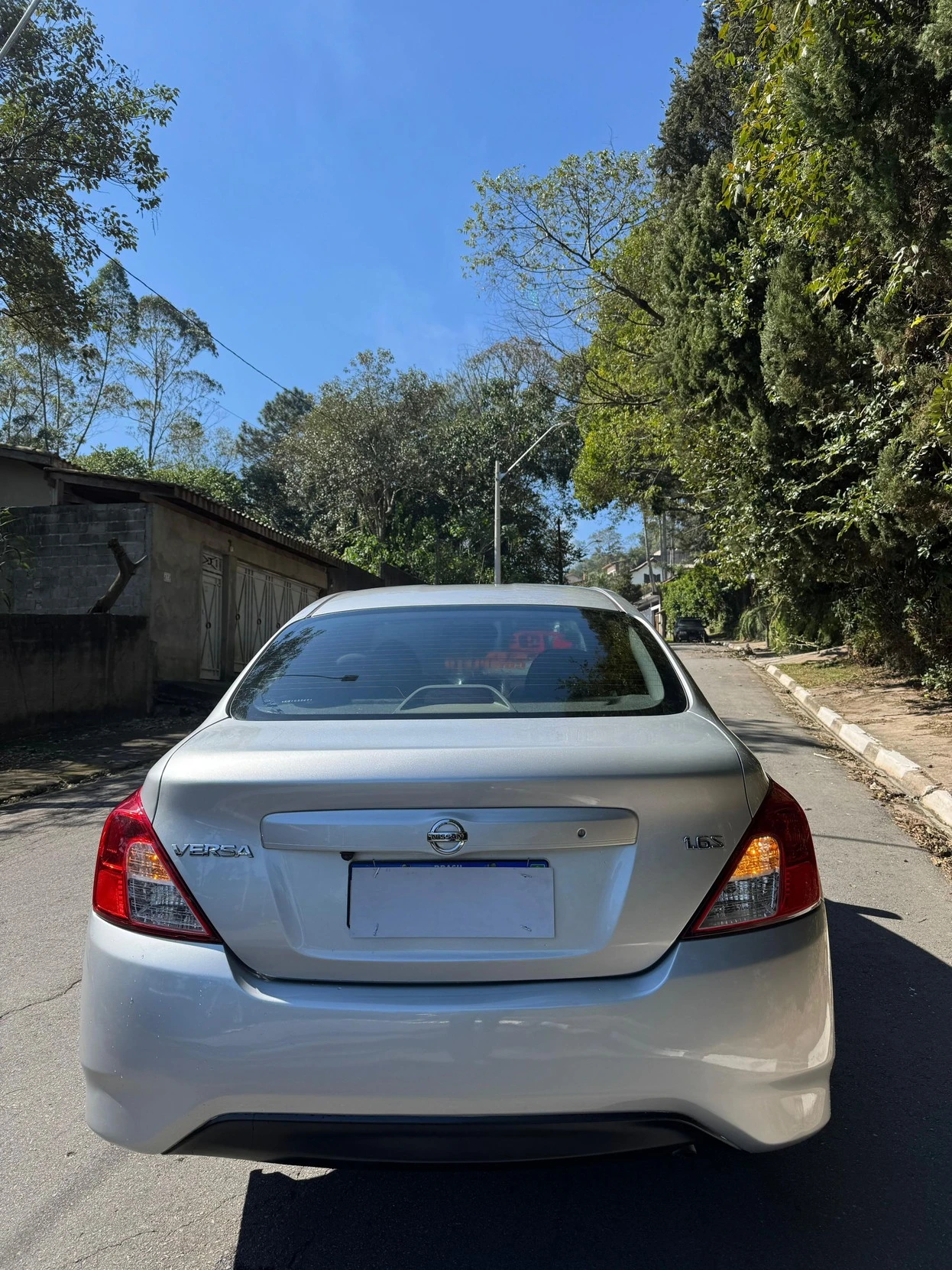 NISSAN VERSA