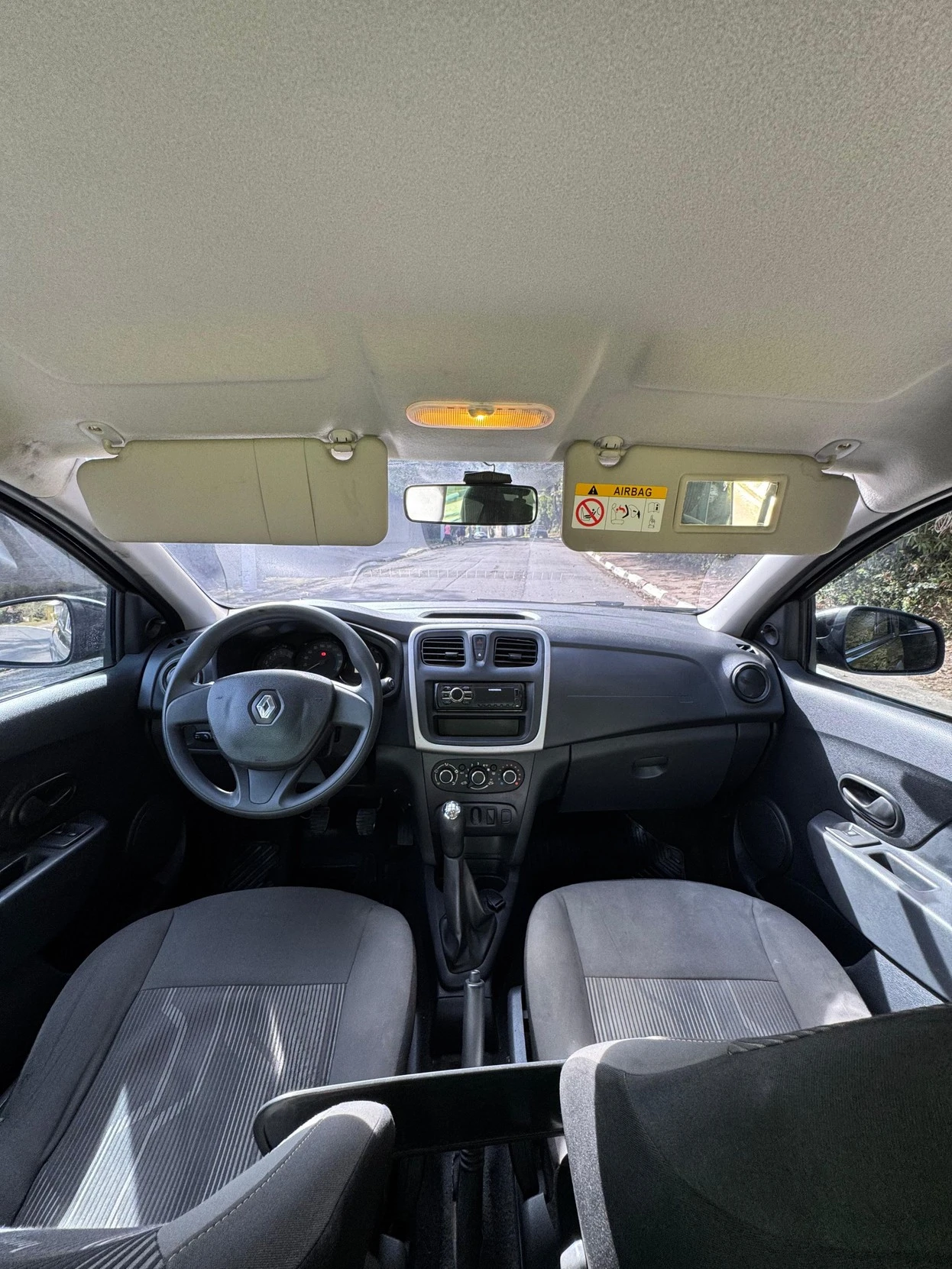 RENAULT LOGAN