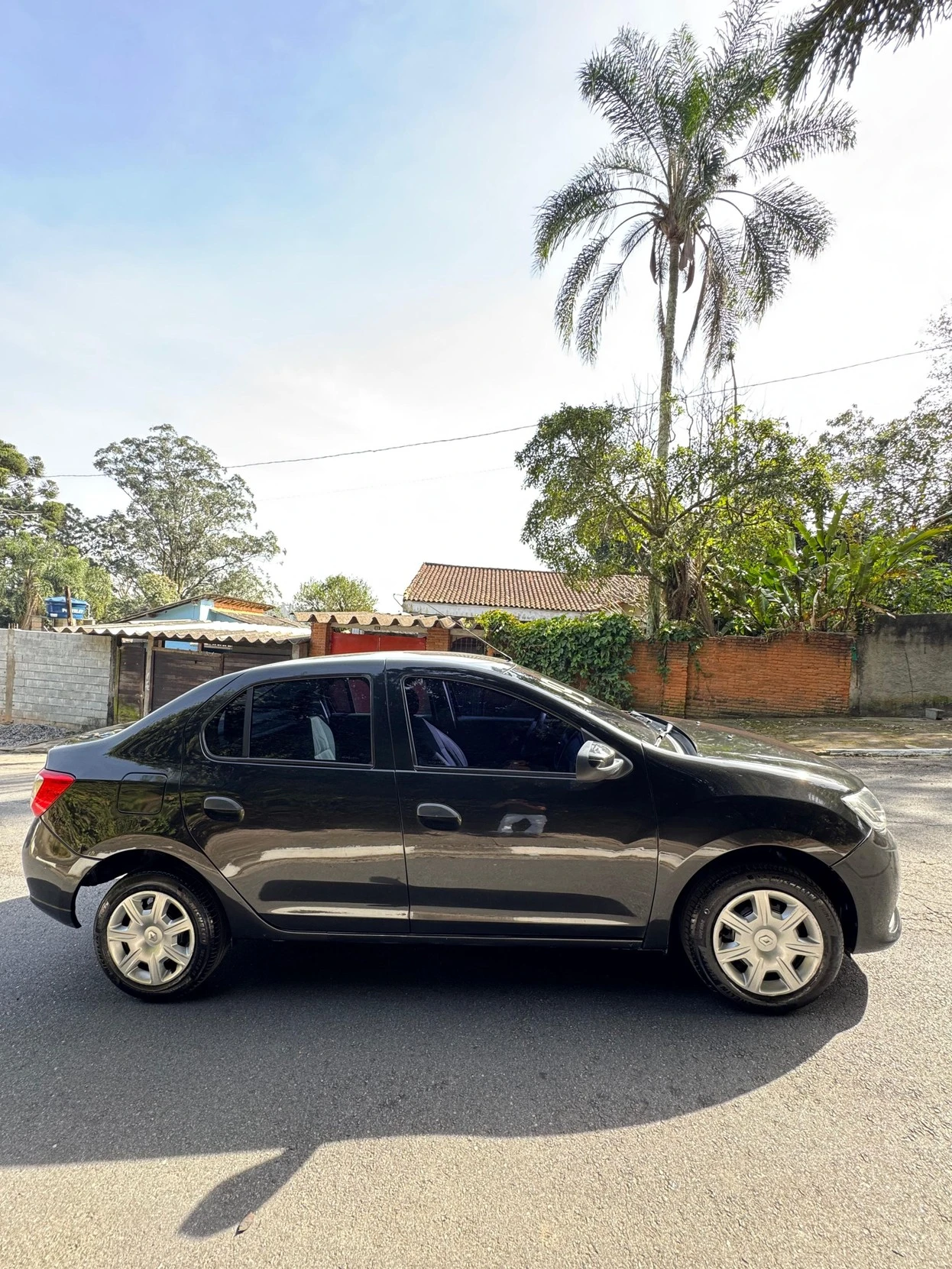 RENAULT LOGAN