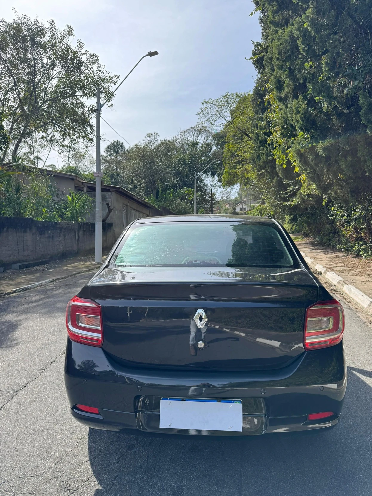 RENAULT LOGAN