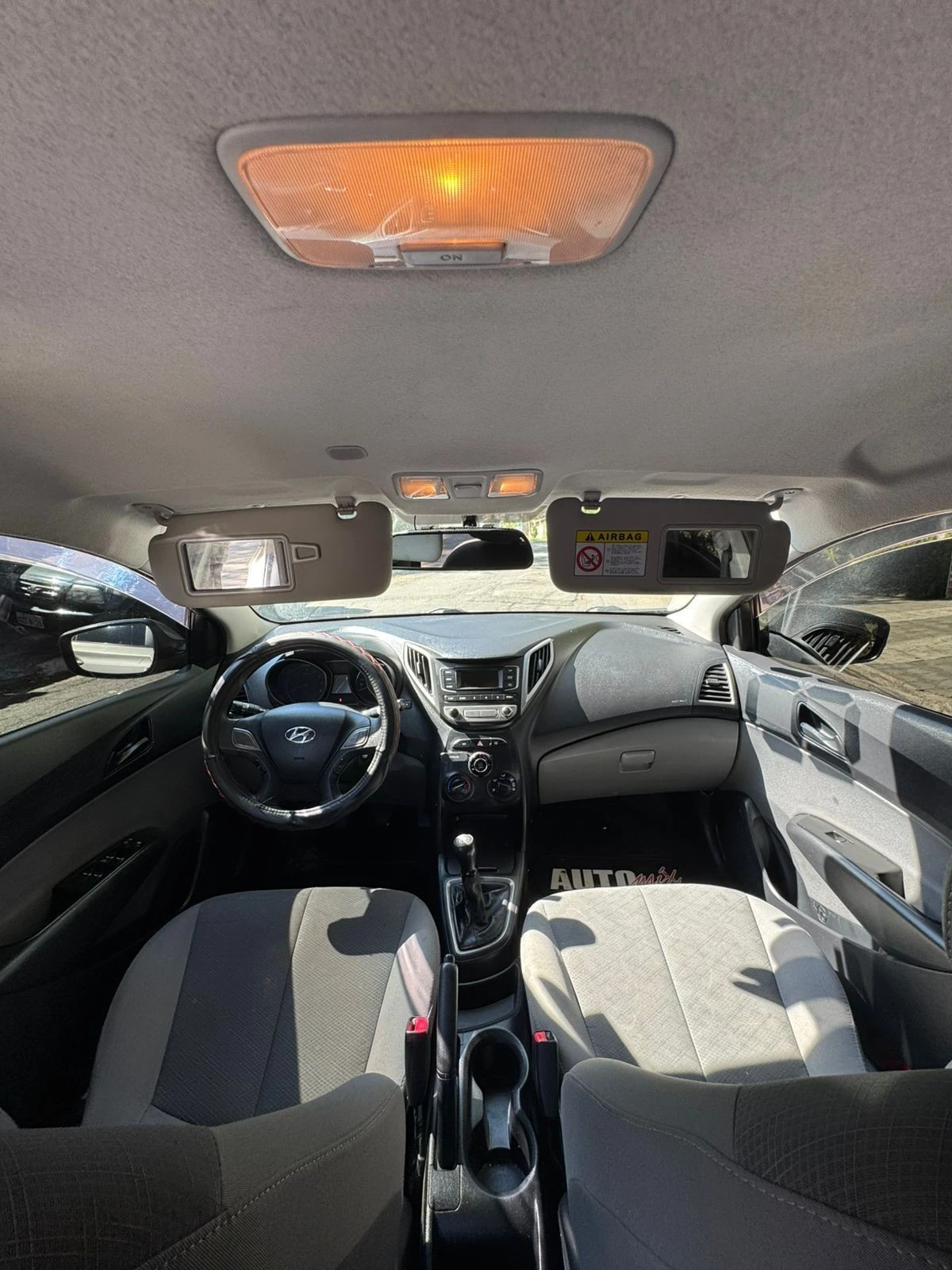 HYUNDAI HB20S