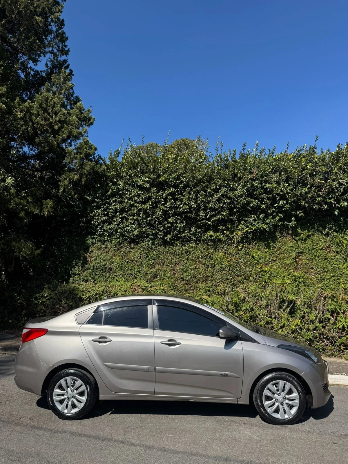 HYUNDAI HB20S