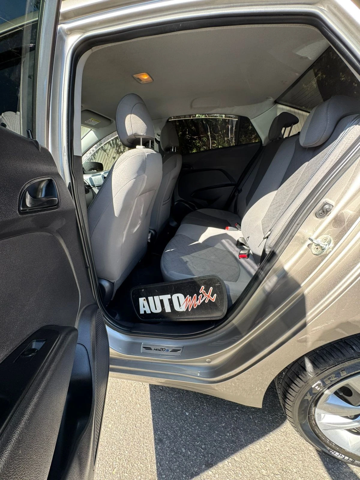 HYUNDAI HB20S