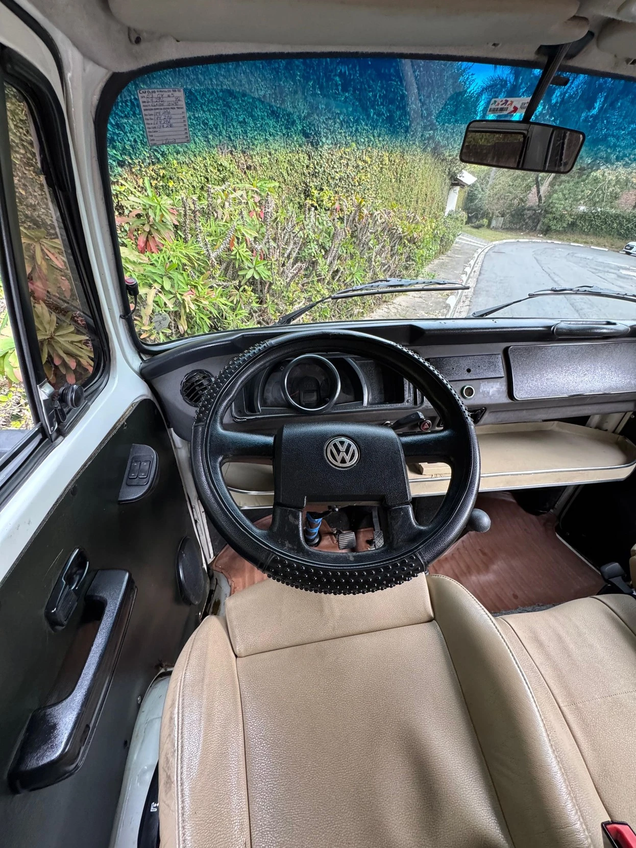 VOLKSWAGEN KOMBI