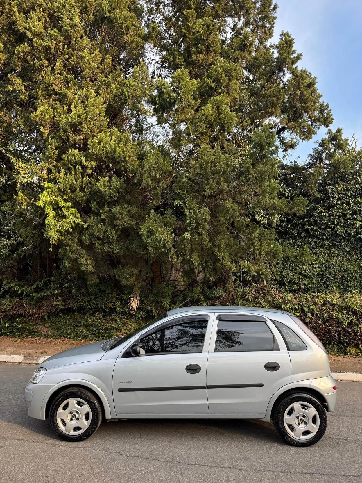 CHEVROLET CORSA