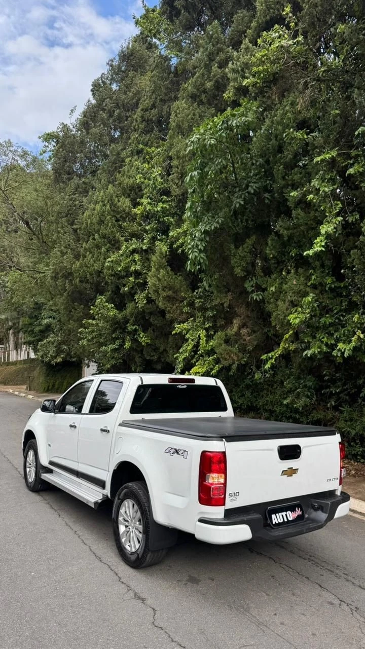 CHEVROLET S10