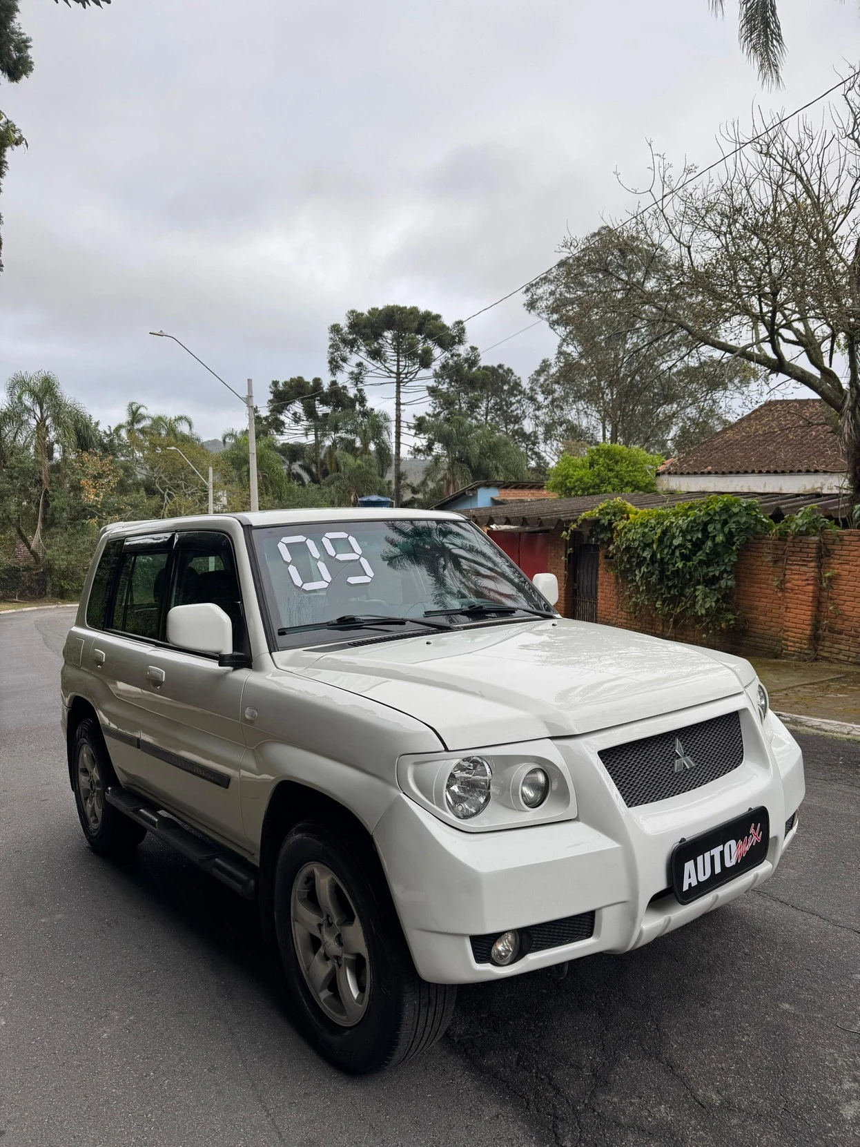 MITSUBISHI PAJERO TR4