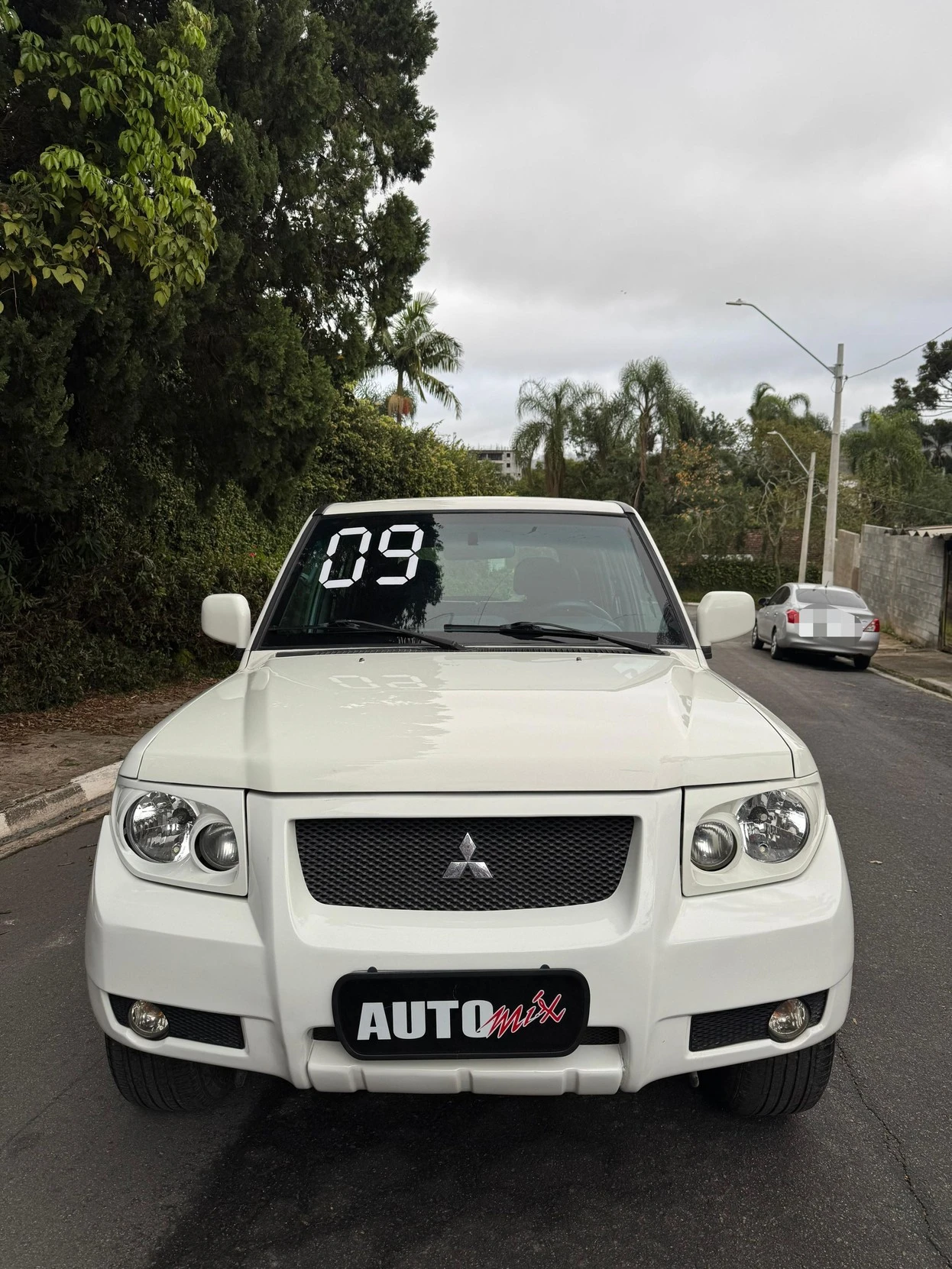 MITSUBISHI PAJERO TR4