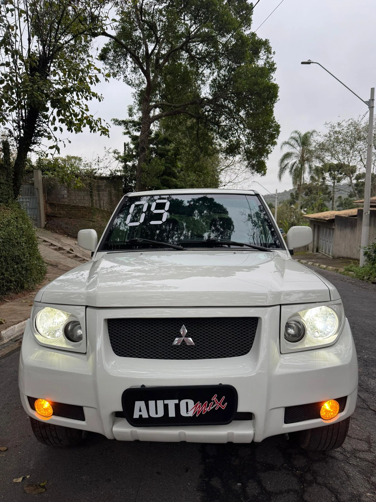 MITSUBISHI PAJERO TR4