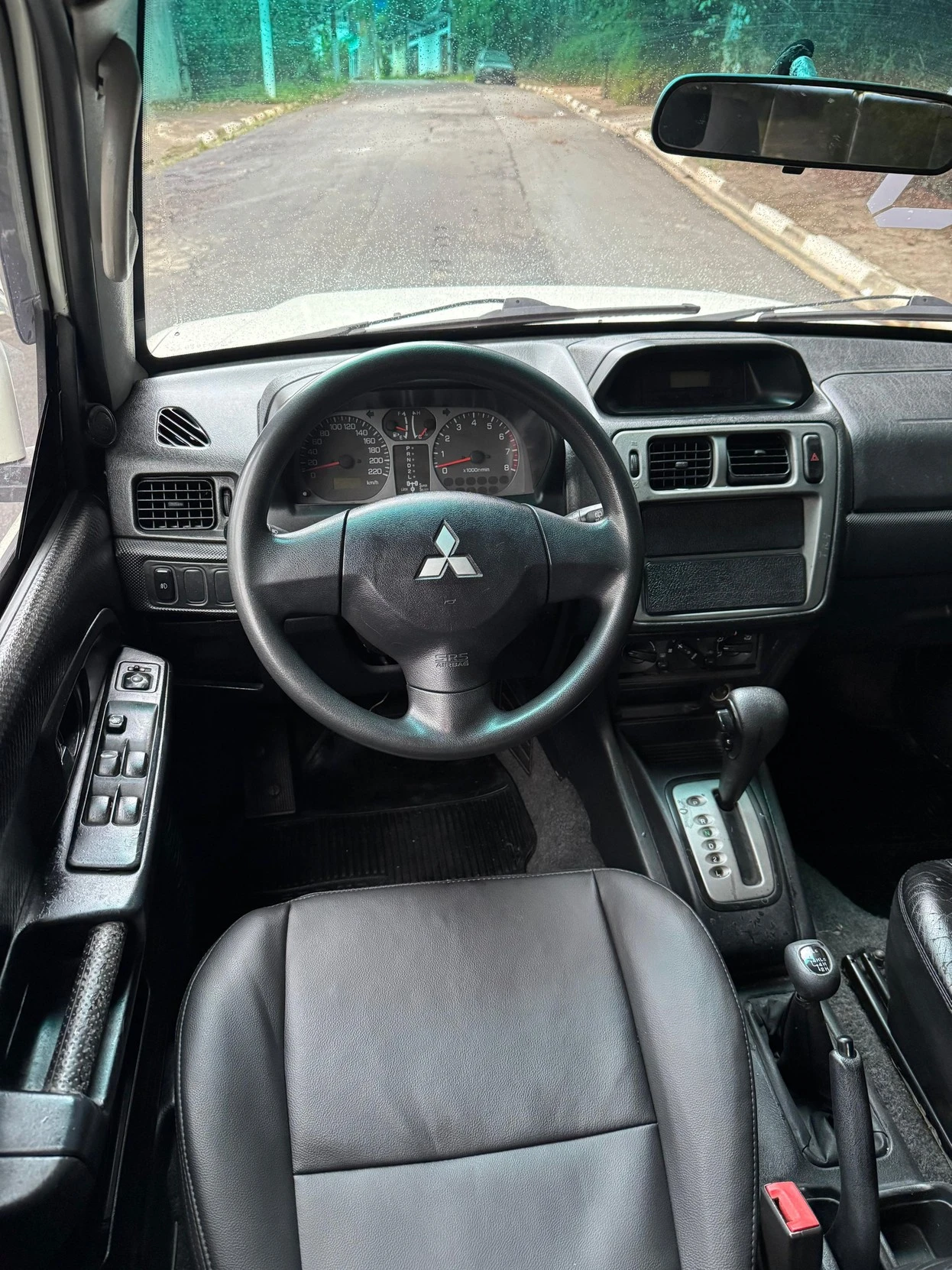 MITSUBISHI PAJERO TR4