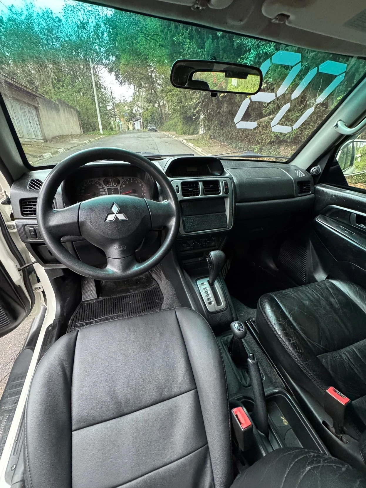 MITSUBISHI PAJERO TR4