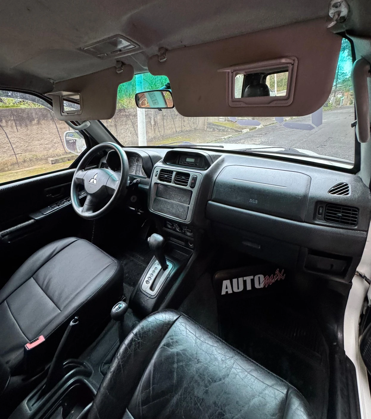 MITSUBISHI PAJERO TR4