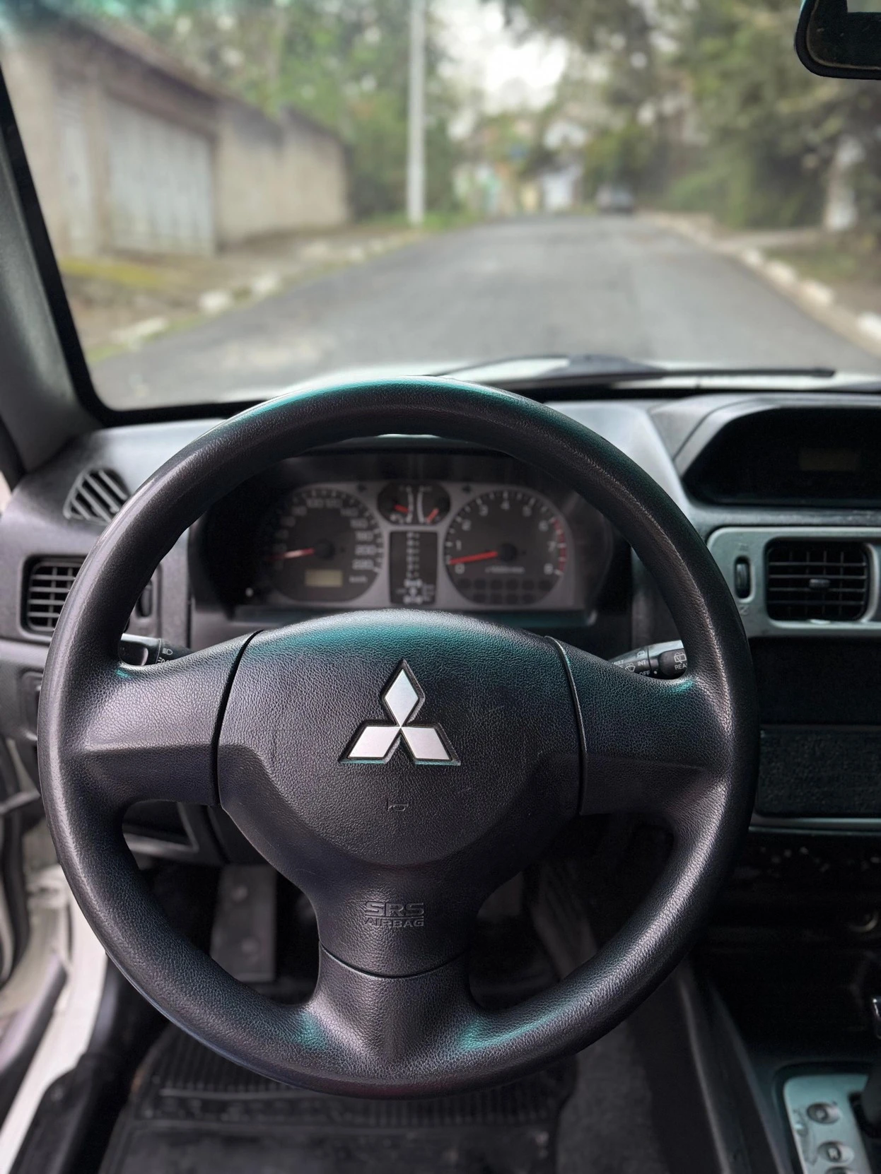 MITSUBISHI PAJERO TR4