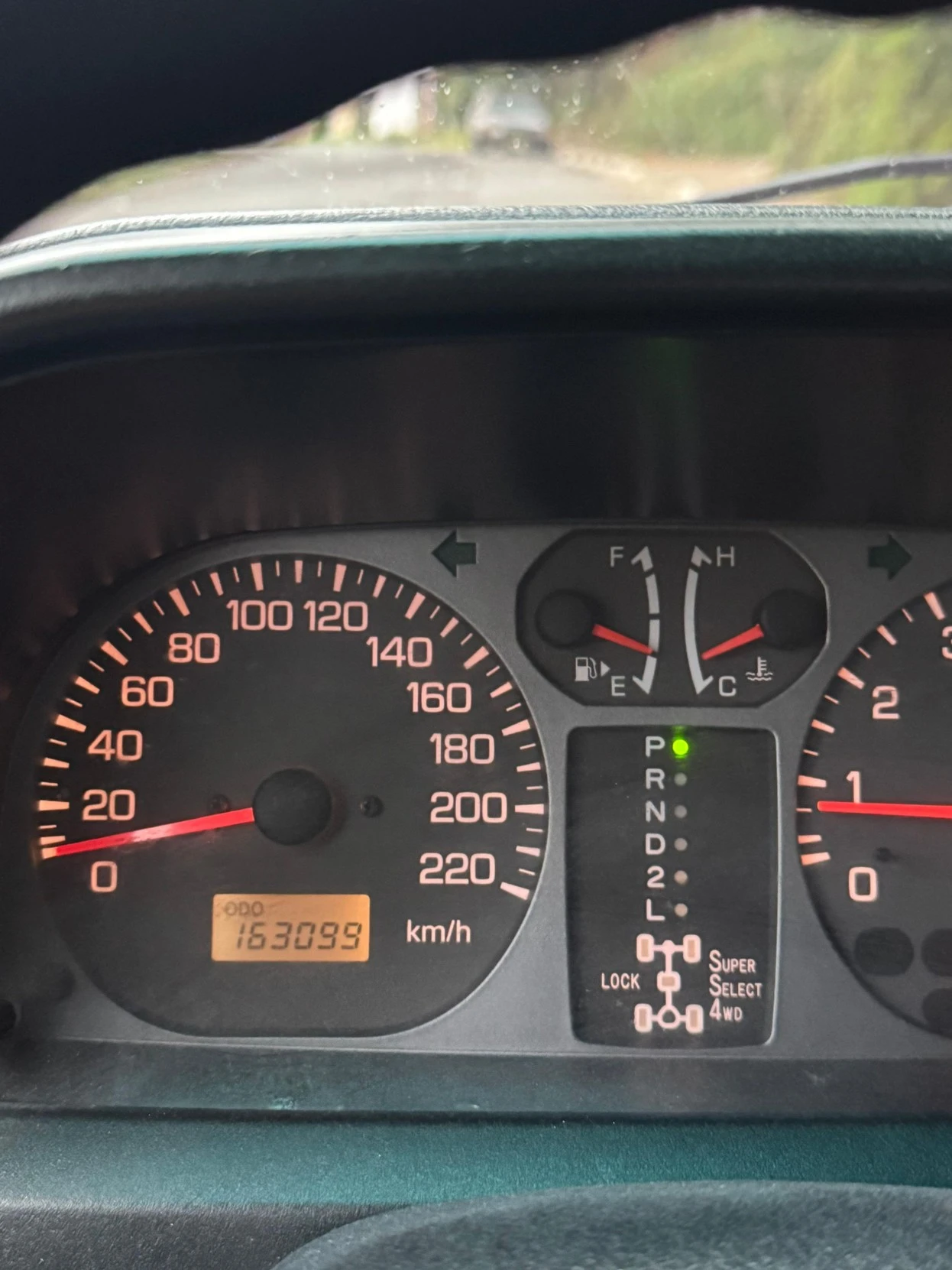 MITSUBISHI PAJERO TR4