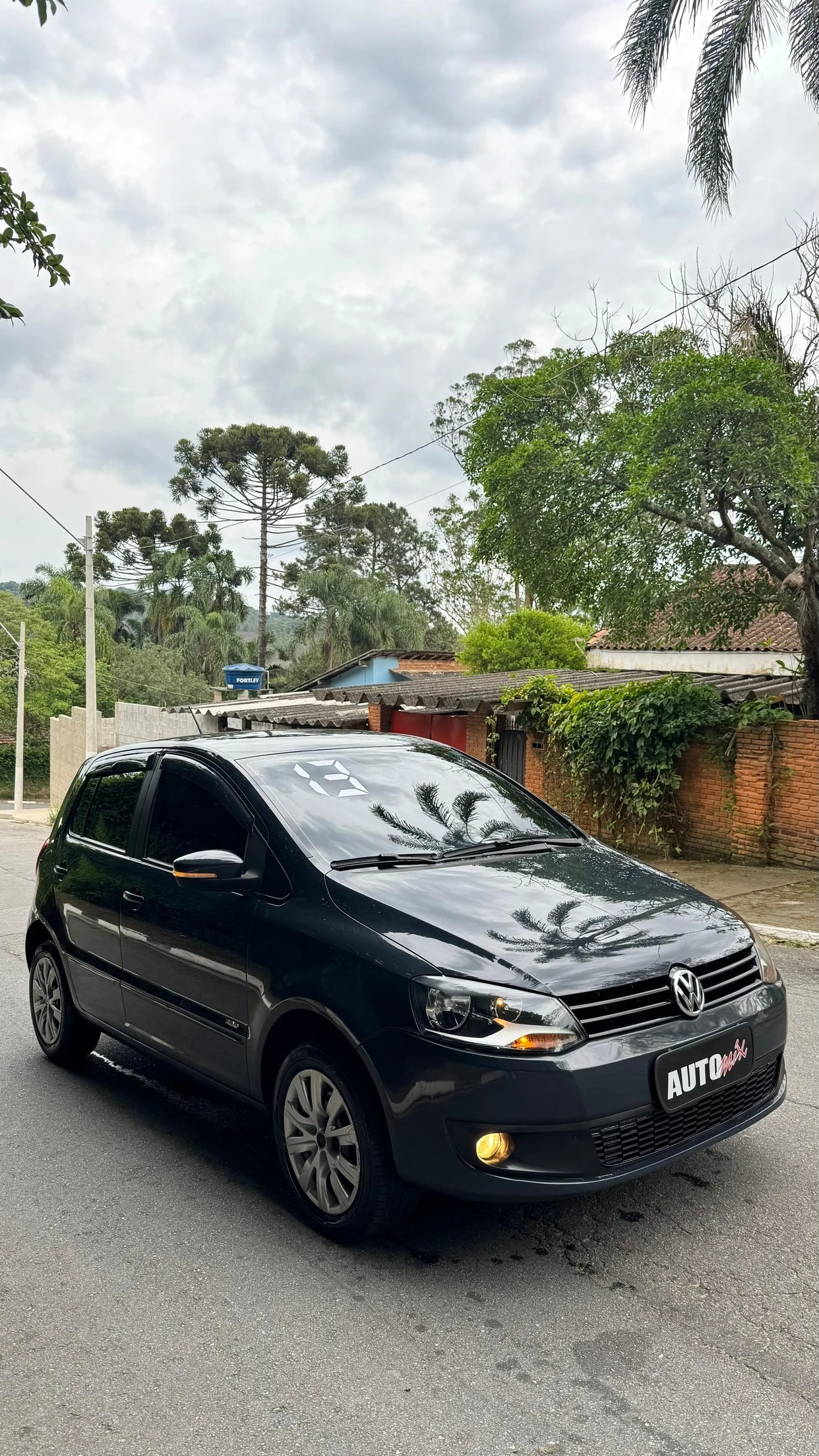 VOLKSWAGEN FOX