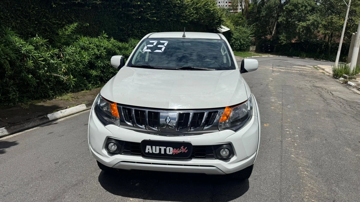 MITSUBISHI L200 TRITON