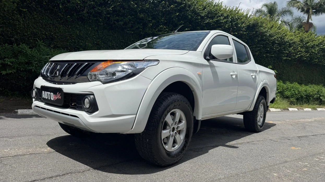 MITSUBISHI L200 TRITON