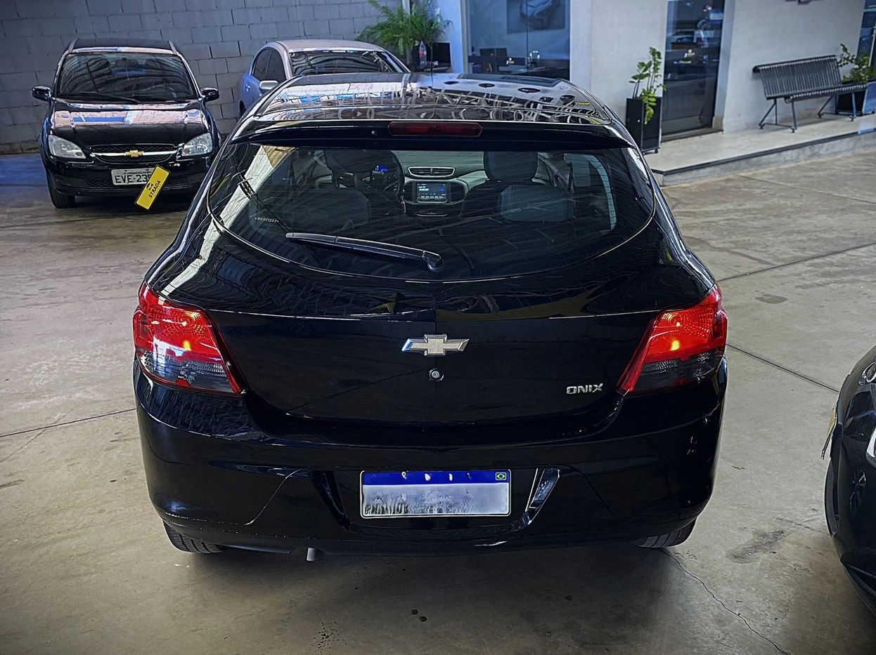 CHEVROLET ONIX