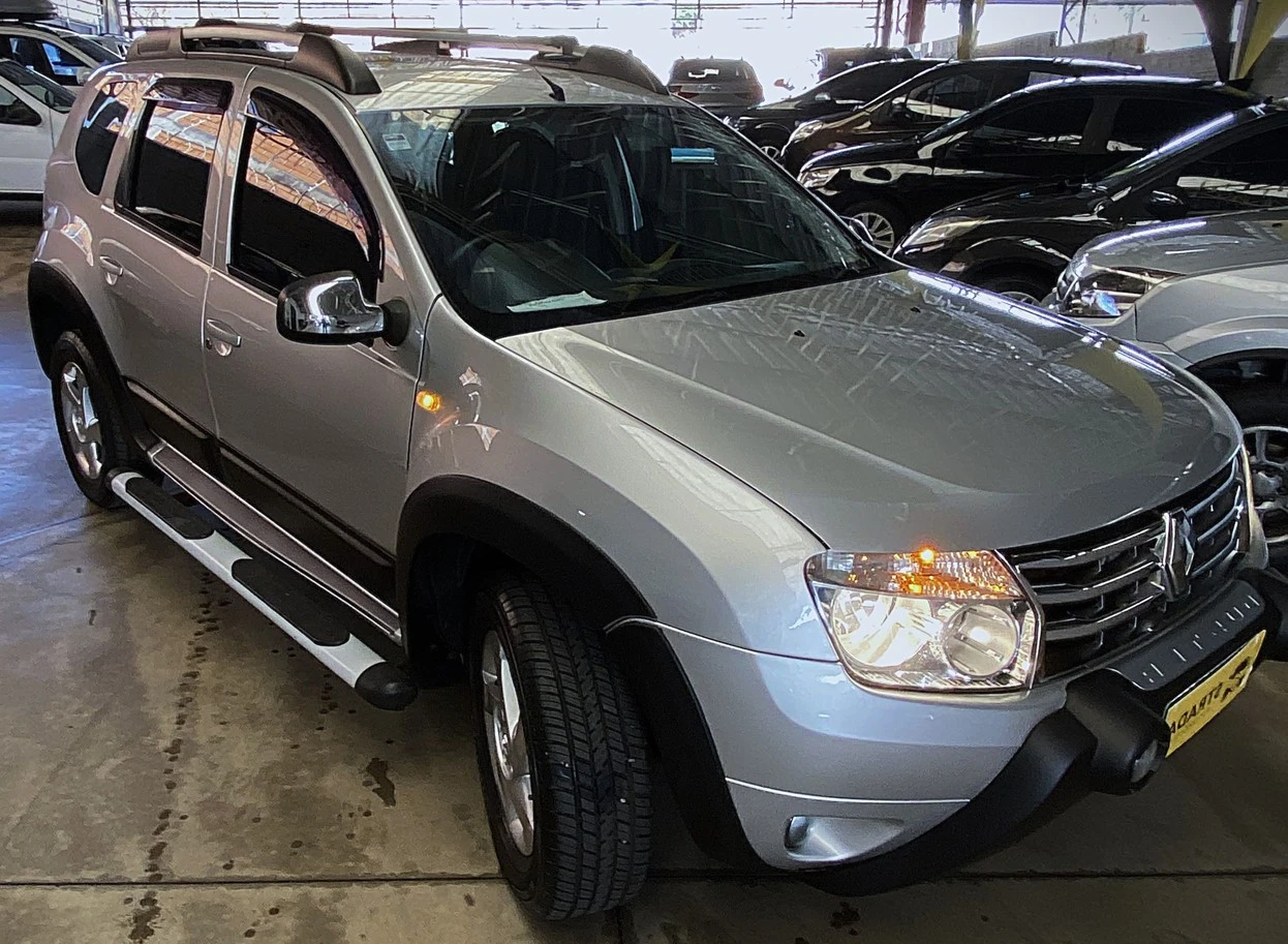 RENAULT DUSTER