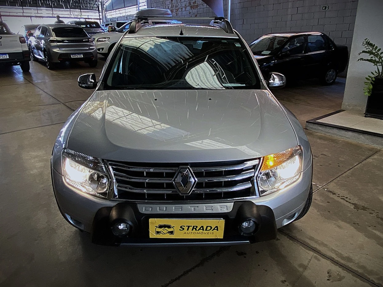 RENAULT DUSTER