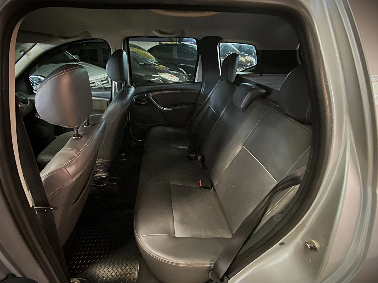 RENAULT DUSTER