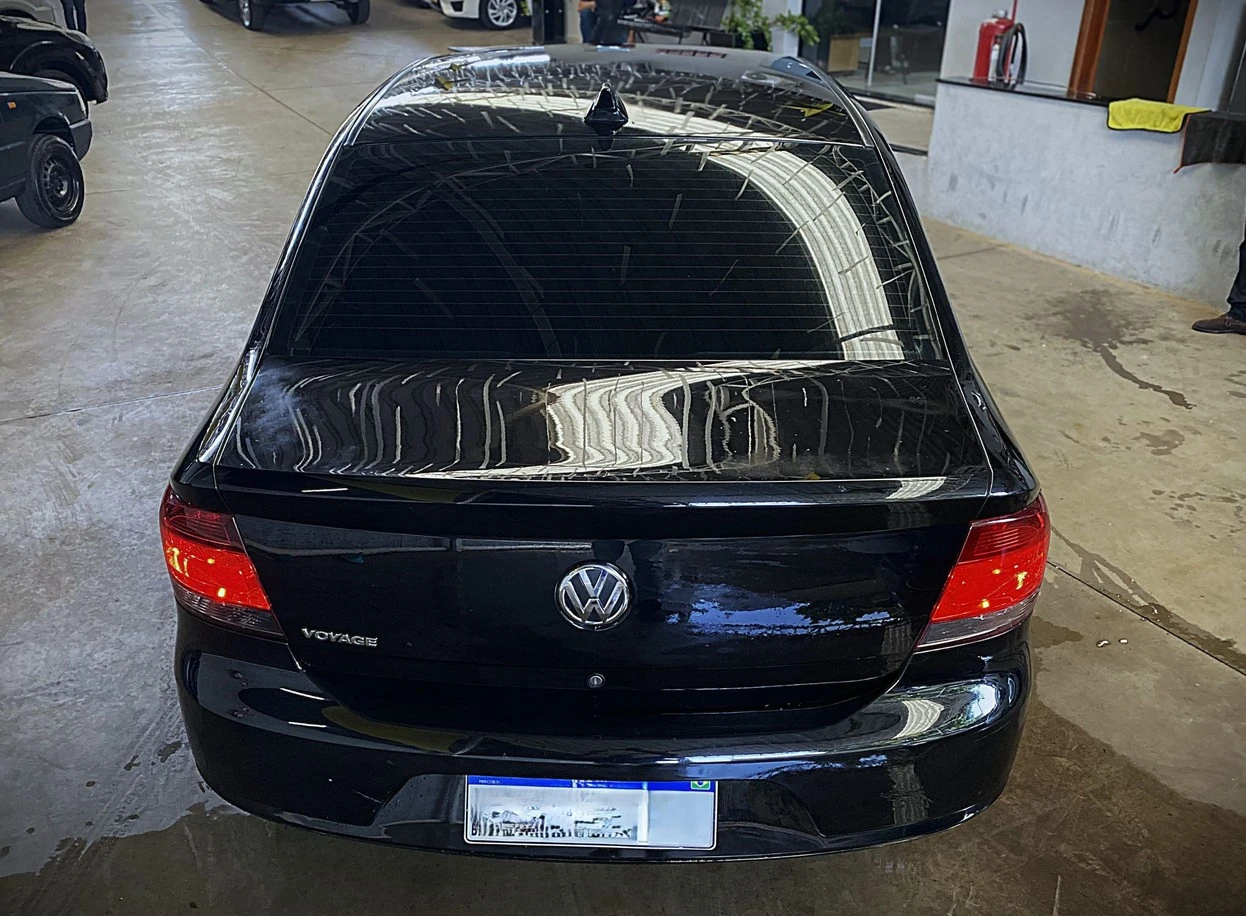 VOLKSWAGEN VOYAGE