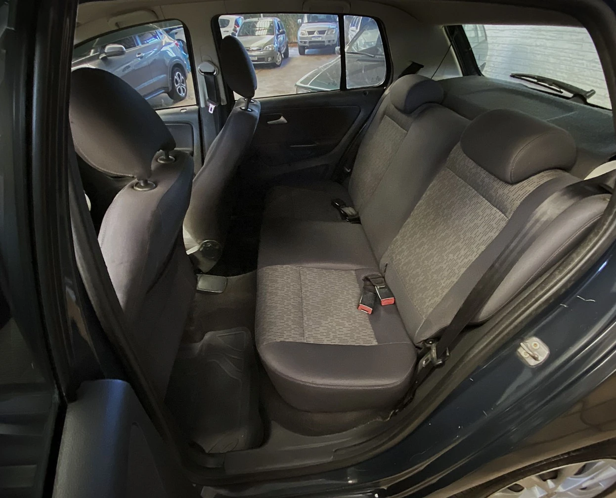 VOLKSWAGEN FOX